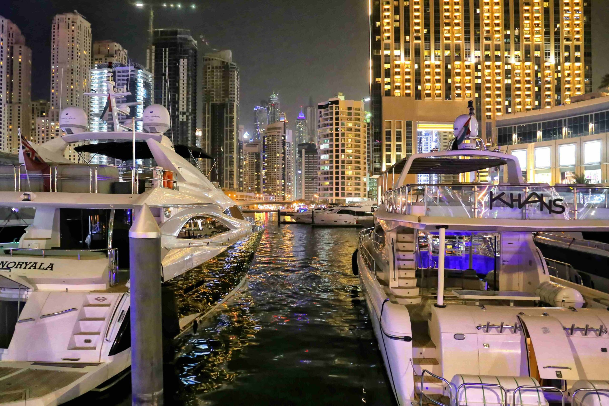 Redefine Staycations with Yacht Rental Dubai