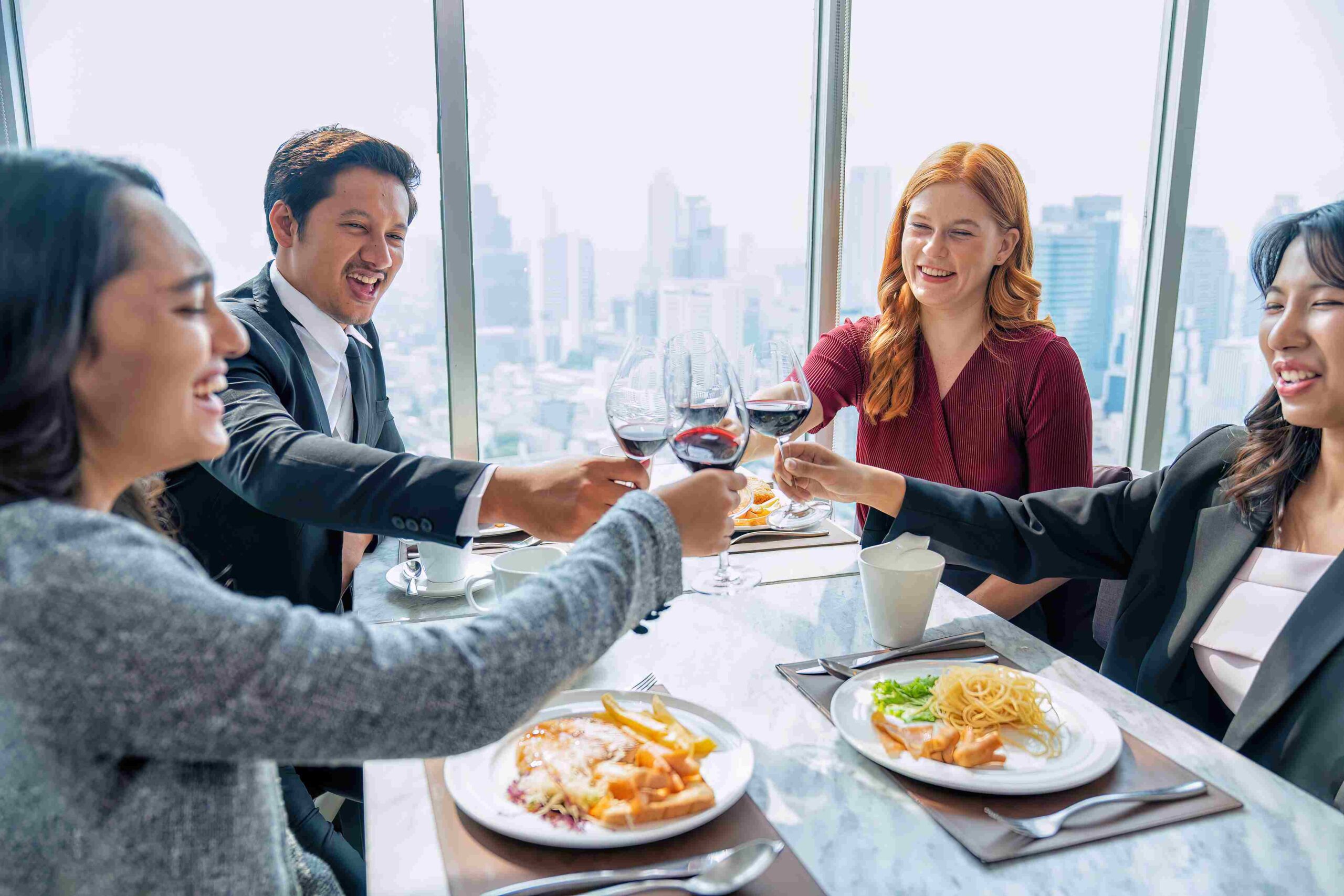 Why Business Lunch Dubai Is Becoming Popular Among Executives